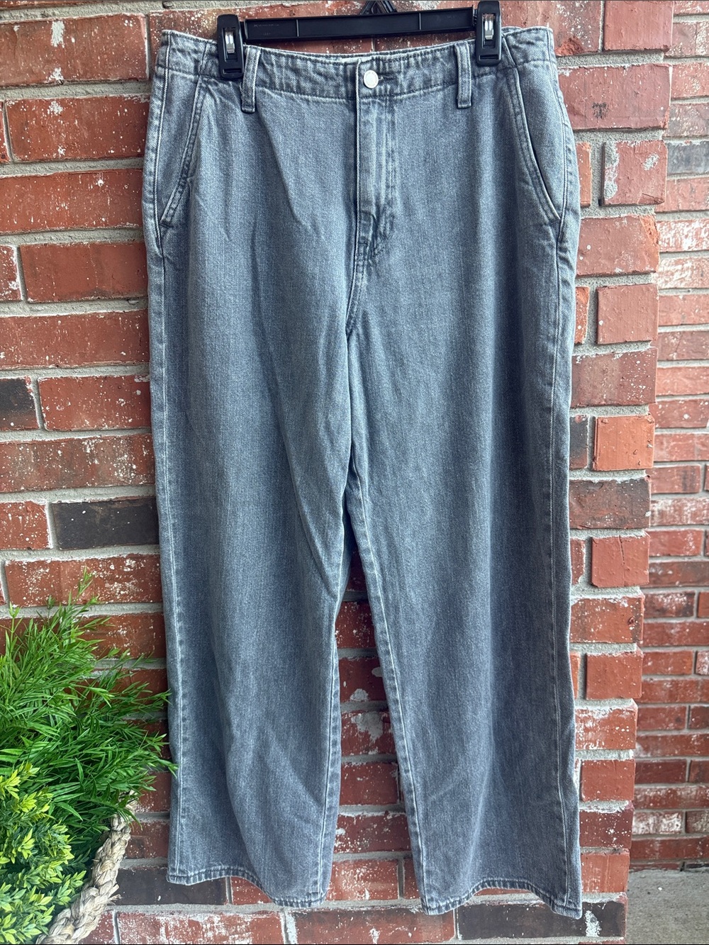 Universal Thread Charcoal Denim Jeans